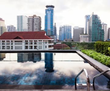 Rooftop pool in Bangkok at Maitria Mode Sukhumvit 15